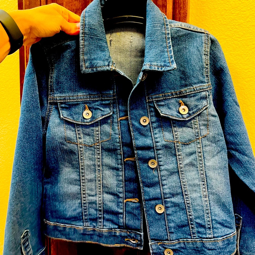 New Girls Youth S repurposed blue Jean jacket. Sparkly Unicorn! New